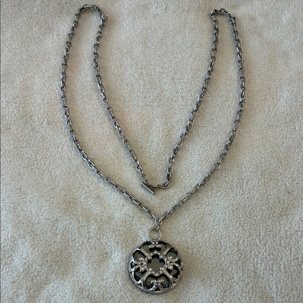 White House Black Market necklace